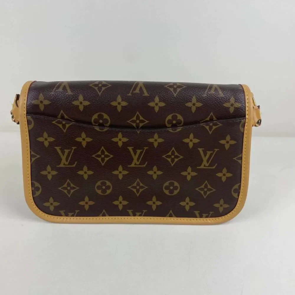 Louis Vuitton Women Pre-Loved Bag Very Good Condition